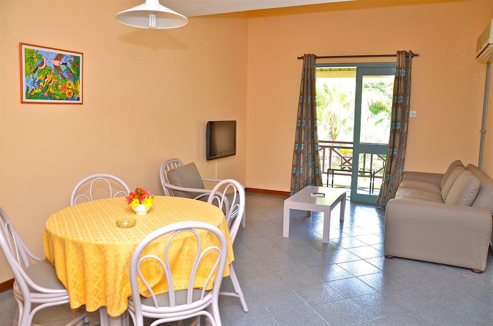 Flowers Of Paradise With Lov Mont-Choisy Exterior foto