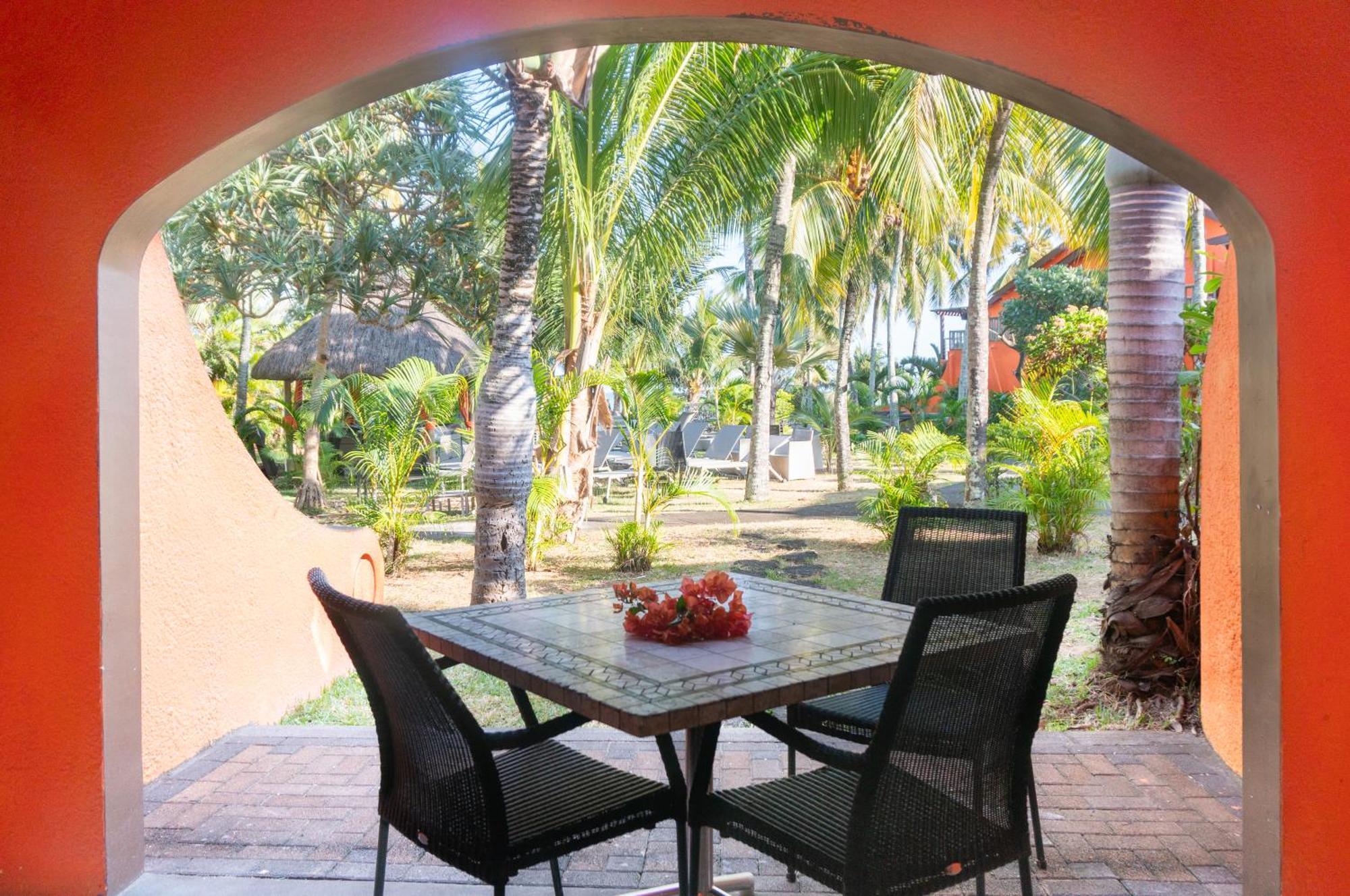 Flowers Of Paradise With Lov Mont-Choisy Exterior foto