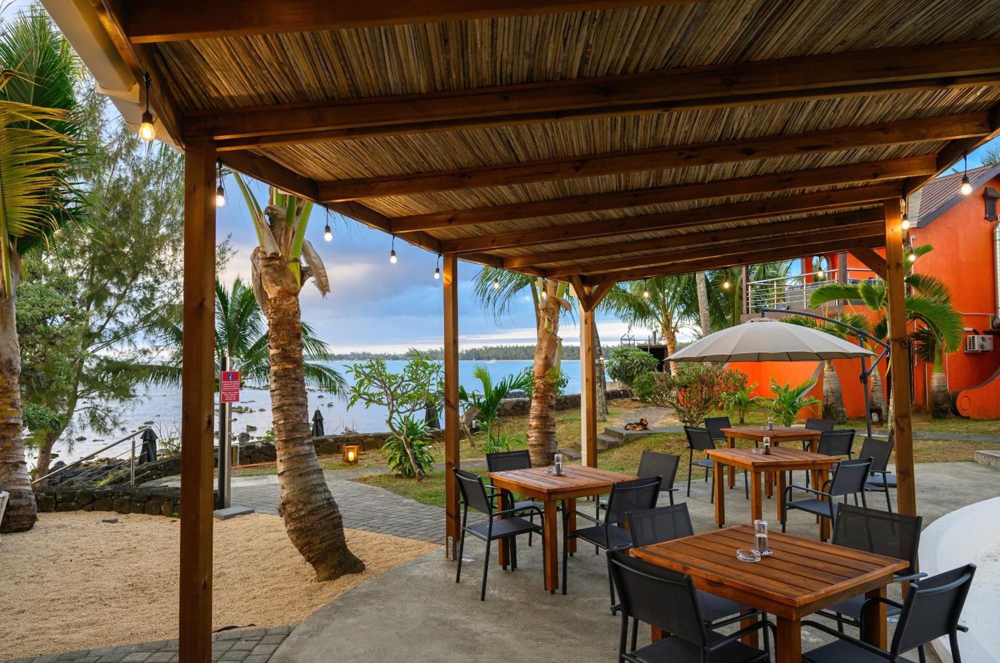 Flowers Of Paradise With Lov Mont-Choisy Exterior foto