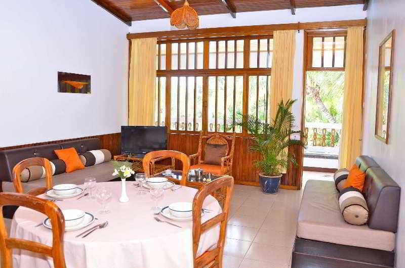 Flowers Of Paradise With Lov Mont-Choisy Exterior foto